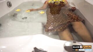 Thai Girl take Shower in the Jacuzzi