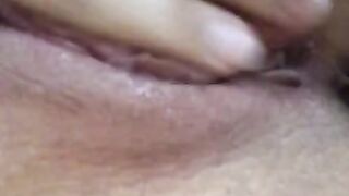 Wet Pussy Lips Enjoying Daily Twitching