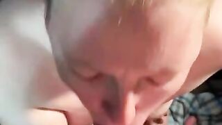 Wife gives Amazing Head