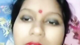 Train me mili bhabhi ne pati ke jane par call karke bulaya