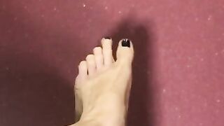 Foot Fetish. Instagram Model Holly WOW Sexy Soles. Cum for Me!!!