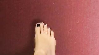 Foot Fetish. Instagram Model Holly WOW Sexy Soles. Cum for Me!!!