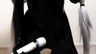 kigurumi heavy latex vibration orgasm