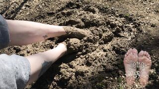 Spring Time Muddy Feet/ Trailer