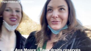 Ava Moore - Baise lesbienne avec Jade Latour dans un télécabine filmée par un inconnu - VLOG X