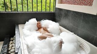 Latino big cock and big ass bathe in sparkling jacuzzi fucks and throws Cum