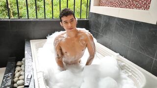 Latino big cock and big ass bathe in sparkling jacuzzi fucks and throws Cum