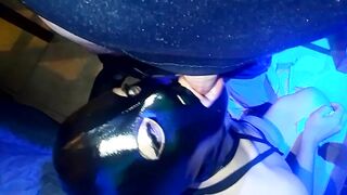 Latina slut in latex mask sucks dick