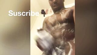 Versace_Dabos -  solo shower soapy nut