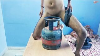 Filling LPG Cylinder with Handsfree Load - CumBlush