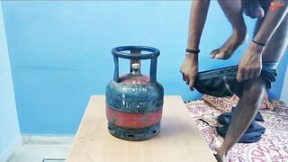 Filling LPG Cylinder with Handsfree Load - CumBlush