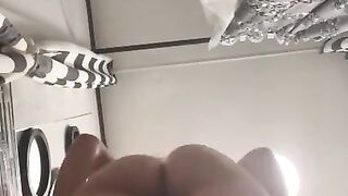 POV: Latina Leaves The Shower Snapchat: CRPRPEACH