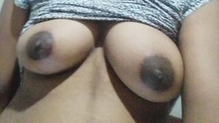 Indian Mallu Aunty Showing Her Boobs and Play Alone 55