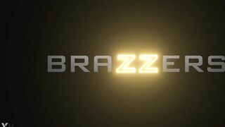 Big Tit Vic Chases Older Dick - SlimThick Vic / Brazzers  / stream full from www.brazzers.promo/tit