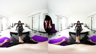 VRLatina - Super Hot Big Ass Tight Body Latina VR Experience