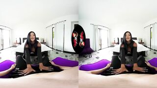 VRLatina - Super Hot Big Ass Tight Body Latina VR Experience