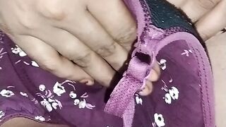 My sis pissing full hot pussy desi