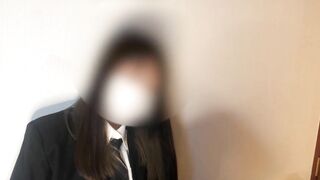 【彼氏もち18歳J◯★ブレザー×体操服×生中出し×お漏らし！ ナイスシステム！ 知り合ったばかりの黒髪ロングの秘蔵映像