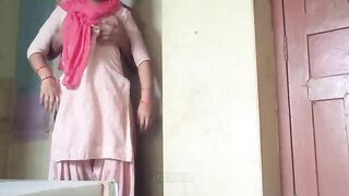 Home alone desi girl fuck by village person very hardly and agree them