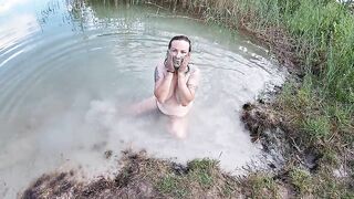 Unshaved Brunette Rubbing her Pussy with a Mud