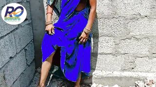 Desi village saree removing show finger