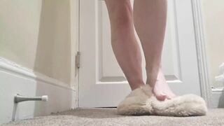 Fluffy slippers make my feet hot and sweaty