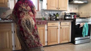 I fuck pakistani stepmother in the kitchen slut before dad arrives