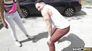 BANGBROS - Milu Blaze Picked Up Off The Streets Of Miami, Goes For Ride On The Bang Bus