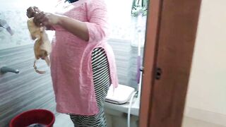 Tamil aunty washes clothes in bathroom when a guy comes & gives her rough sex - And give something behind (Huge cumshot)