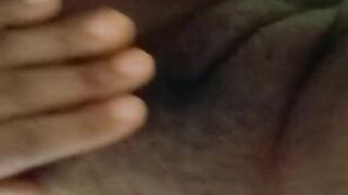 Tamil 25 year old sexy Bhabhi hot video (Showing big tits and masturbating)