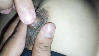 Filipina asian big boobs play and massage her nipple