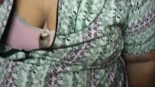 Chennai aunty nurse showing boobs