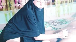 Hot Stepsis In Hijab Knows What The Price