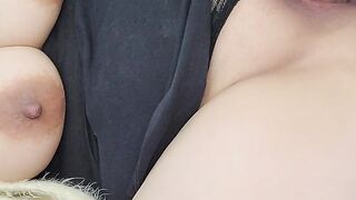 Japanese bbw drips pussy juice using tiny dildo /I need bigger toy ...