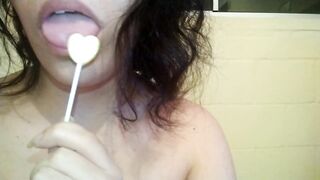 Lollipop BIT CLIT pussy playing