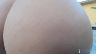 Ryan Smiles Underwater PAWG Twerk & Pussy Masturbation