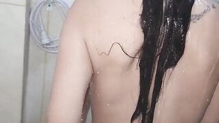 I Like to Record Videos in the Shower