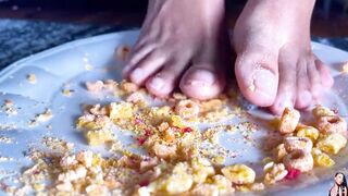 MILF Makes You Breakfast with Her Feet